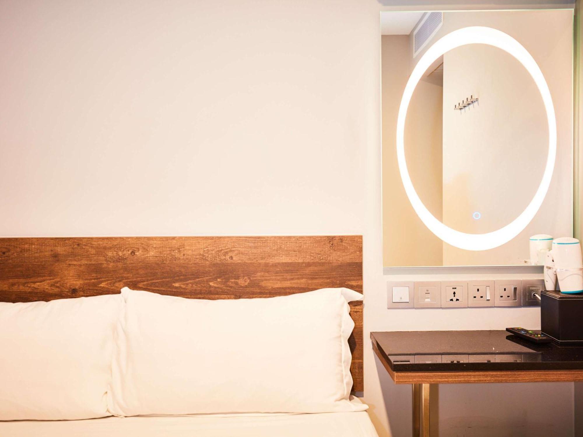 Ibis Budget Singapore Selegie Exteriör bild