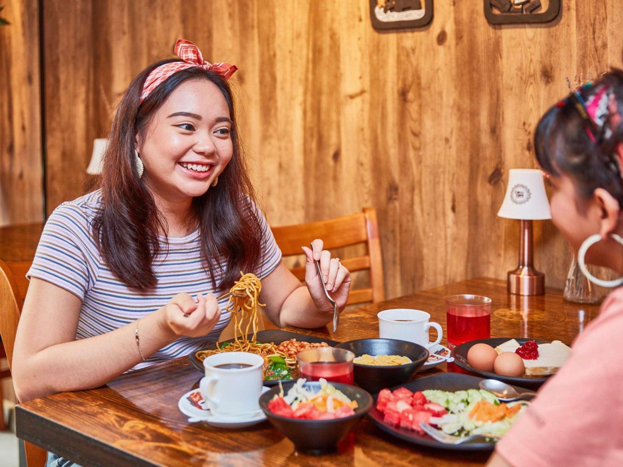 Ibis Budget Singapore Selegie Exteriör bild
